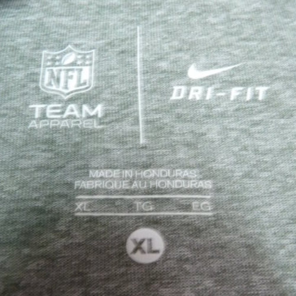Nike tee - Picture 7 of 8